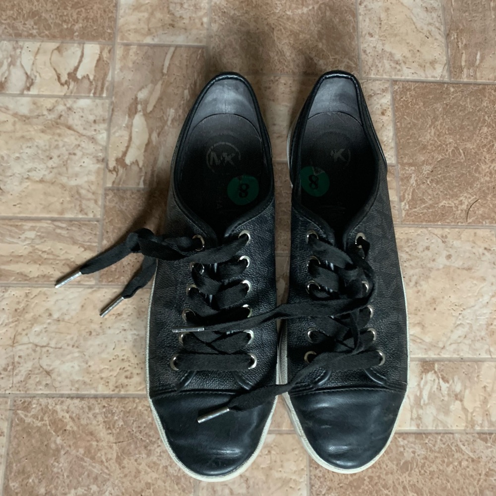 MK shoes